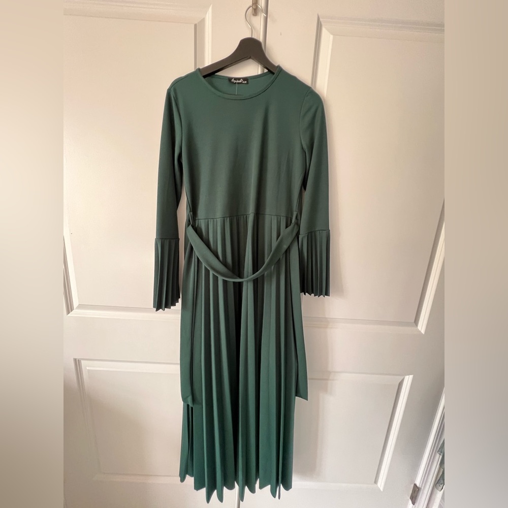 Modanisa - green crewneck dress